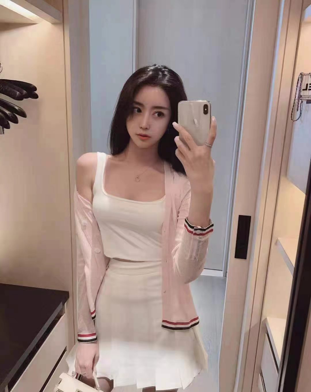 普陀区魔鬼身材的尤物