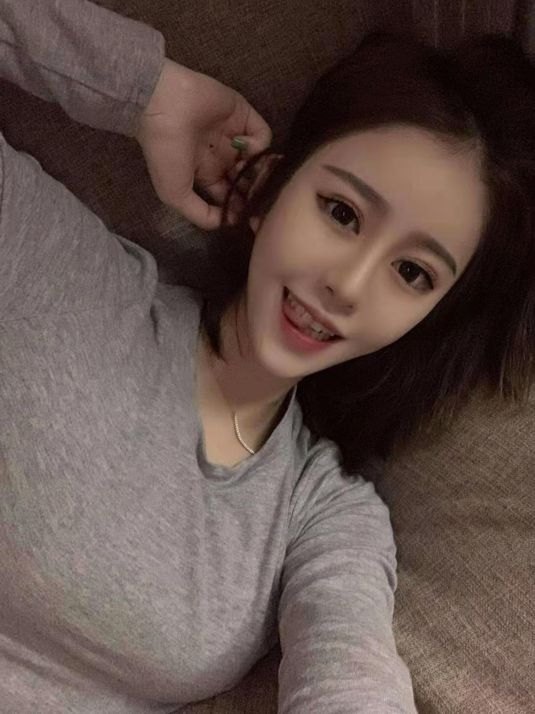 普陀区一个颜值爆高的妹子，良心分享。